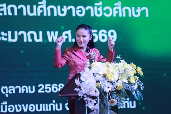 “รมว.นฤมล”ลั่นอาชีวะไม่ใช่แค่เด็กช่างอีกต่อไป! พร้อมพัฒนาให้ทันยุค VUCA World