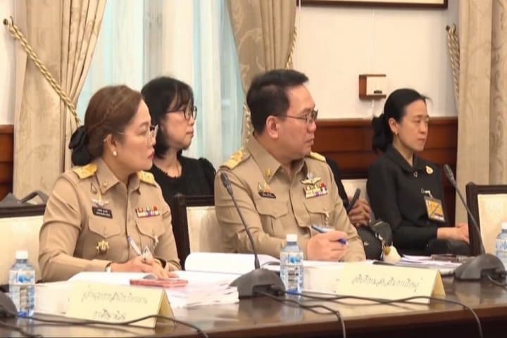 อธิบดี สกร. เข้าร่วมประชุมคณะกรรมการสถานศึกษาขั้นพื้นฐาน