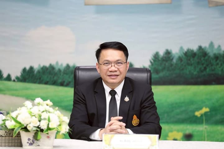 สพฐ. เดินหน้ารับนักเรียน ปีการศึกษา 2569  เผยยอดรวม ม.1 และ ม.4 สมัครแล้วกว่า 6 แสนคน