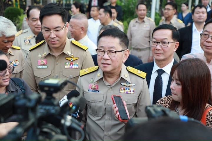 "การศึกษาต้องมาก่อน!" ครูประเสริฐ ประเดิมข้อสั่งการแรกหลังรัฐบาลแถลงนโยบาย งัดมาตรการด่วนช่วยผู้ปกครองสู้ค่าครองชีพ