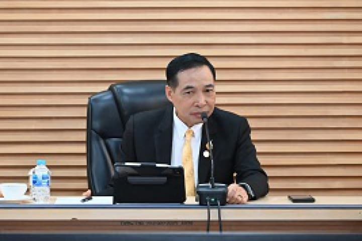 อธิบดี สกร. ถกผู้บริหารติดตามขับเคลื่อนงานด้านการศึกษา พร้อมกำชับหน่วยงานในกำกับ รณรงค์และป้องกันบุหรี่ไฟฟ้าอย่างเคร่งครัด