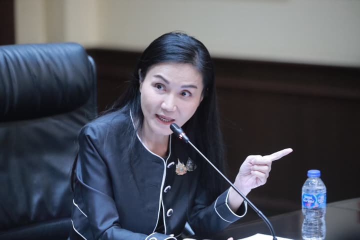 “รมว.นฤมล“สั่งปิดสถานศึกษาชายแดนเพิ่มเป็น 1,168 แห่ง เปิดโรงเรียน 102 แห่งเป็นศูนย์พักพิง