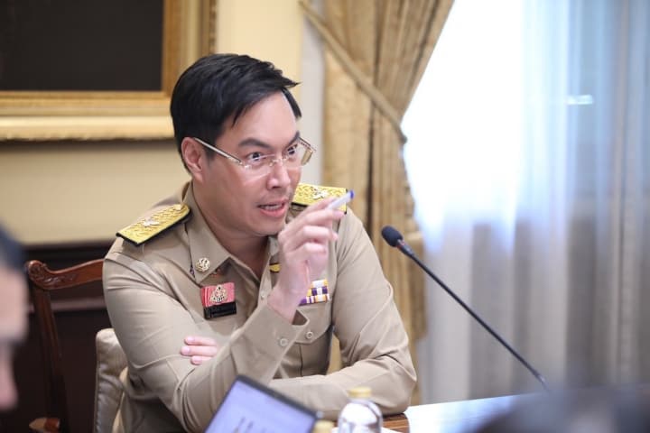 "รมช.อัครนันท์" ลั่น! ไม่ปล่อยผ่าน สั่งสอบด่วนปมเปลี่ยนบัญชีสอบครูผู้ช่วย