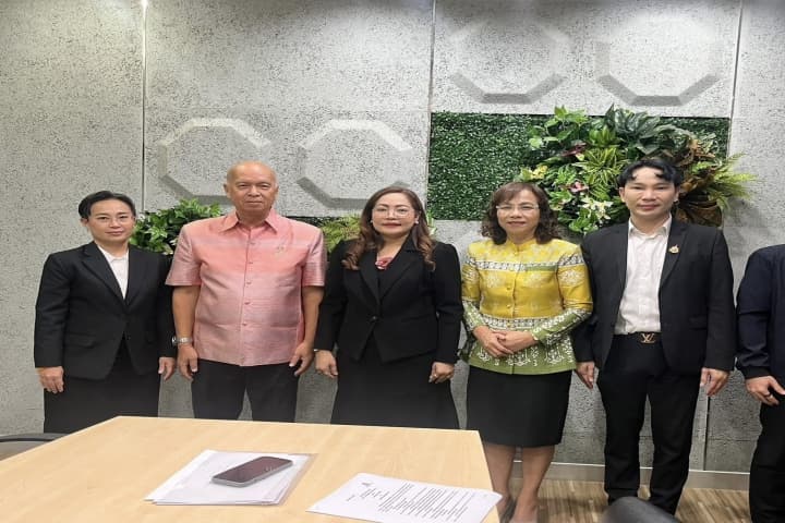 สกร. จับมือมูลนิธิประเทศไทยใสสะอาด เดินหน้า “โครงการการเรียนรู้ตามรอยพระยุคลบาท เฟส 2”