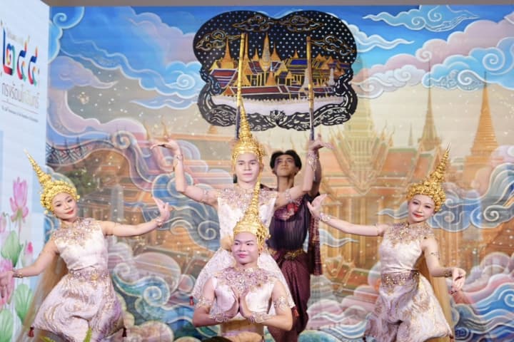 วธ. จัดใหญ่ เตรียมเปิดฉากงาน “ใต้ร่มพระบารมี 244 ปี กรุงรัตนโกสินทร์” ยกขบวนโขน - การแสดงพื้นบ้าน - ร่วมสมัยจัดแสดงกลางมหานคร