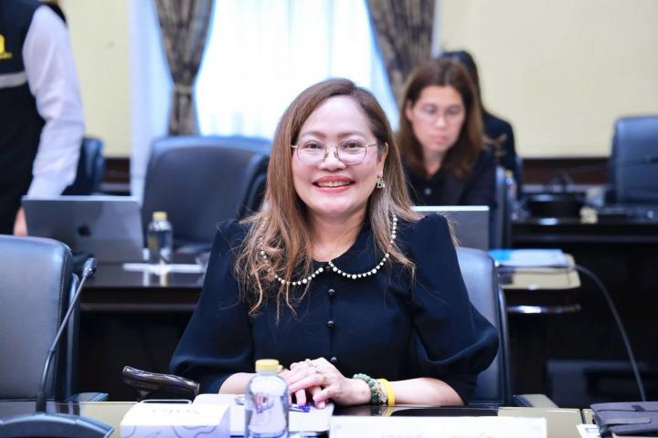 อธิบดี สกร. ขานรับนโยบาย รมว.ศธ. สั่งด่วนตั้งโรงครัวใน 12 จังหวัด เร่งส่งอาหารและน้ำดื่ม