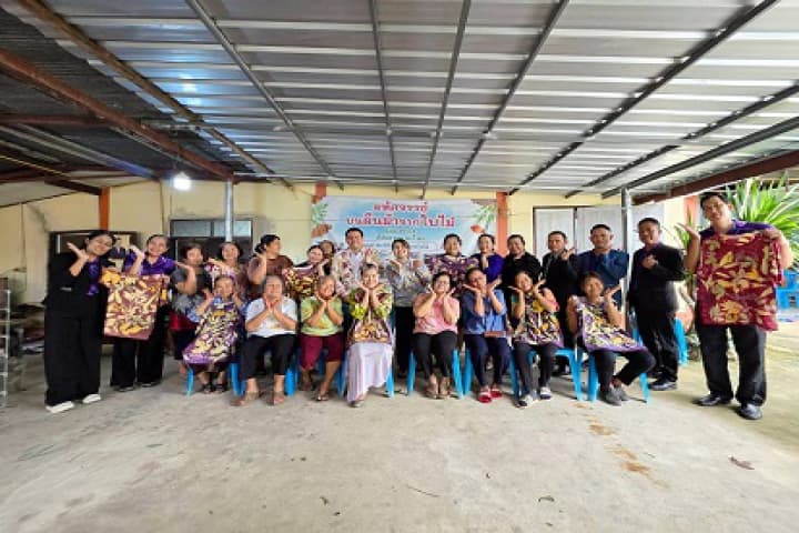 สกร.ลงพื้นที่เมืองสองแคว หนุนการพัฒนาทักษะอาชีพชุมชน