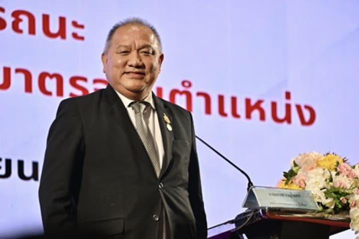 เลขาธิการ ยศพล ย้ำ รอง ผอ.อาชีวะ การบริหารยุคใหม่ต้องเชื่อมโยงความรู้ คุณธรรม เน้นบริหารตน-คน-งาน อย่างสมดุล