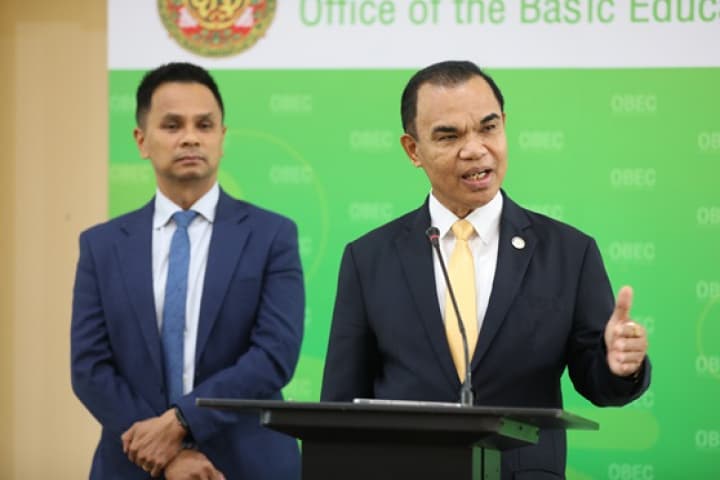 เลขาธิการ กพฐ. มั่นใจ การเช่าใช้อุปกรณ์อิเล็คทรอนิกซ์ตามโครงการ Anywhere Anytime เสร็จทันตามกรอบระยะเวลาแน่นอน