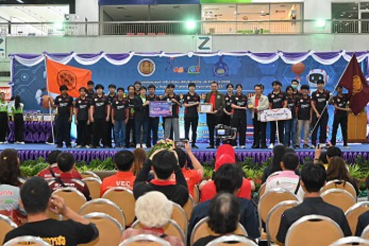 สอศ. ส่งเสริมเยาวชนไทย พัฒนาหุ่นยนต์ลุยเวทีนานาชาติ