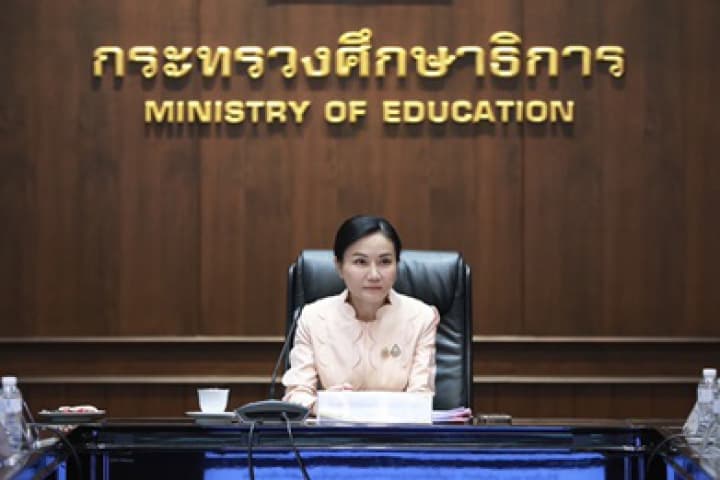 รมว.ศธ. เผยผลการคัดเลือกผู้บริหารระดับสูง ศธ. พิจารณาตามความเหมาะสมและลำดับอาวุโส ส่วนตำแหน่งซี 10 ที่ว่างเว้นจะมีการประกาศสรรหาเป็นลำดับถัดไป